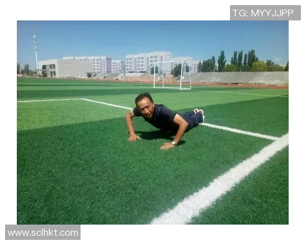 足球明星重返母校感人视频回忆青春岁月激励学弟学妹奋发向上